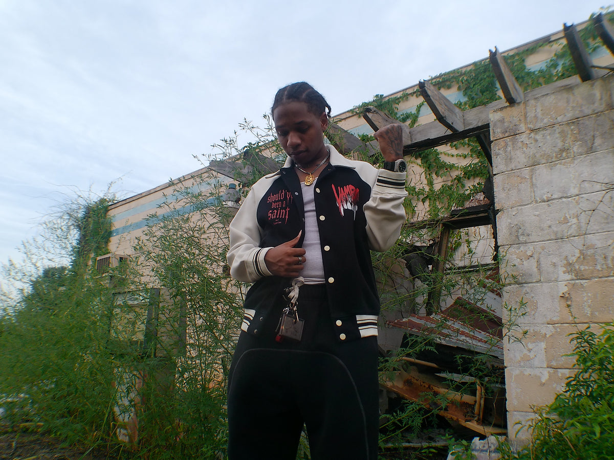 Should’ve been a vamp Contrast Raglan Sleeve Baseball Jacket